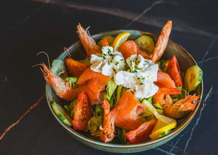 Ibis Centre Hotel 3*