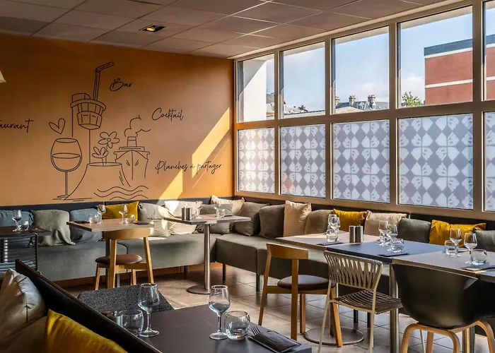 Ibis Centre Hotel 3*