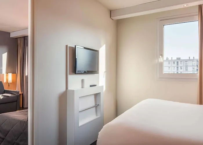 Ibis Centre Hotel 3*