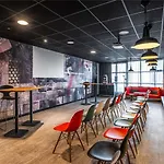 Ibis Centre 3*
