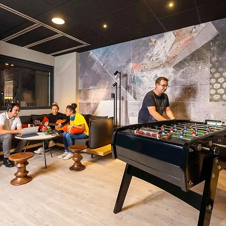 Ibis Centre 3*