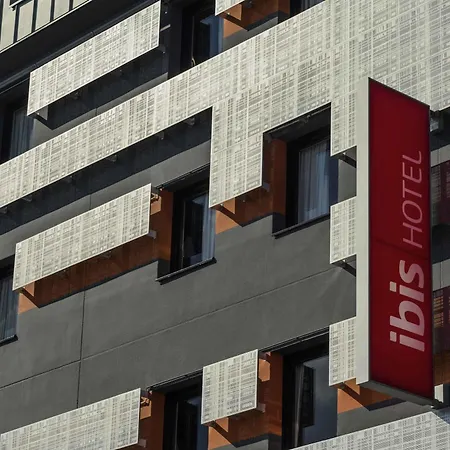 Hotel Ibis Centre 3*