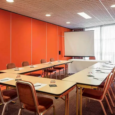 Ibis Centre 3*